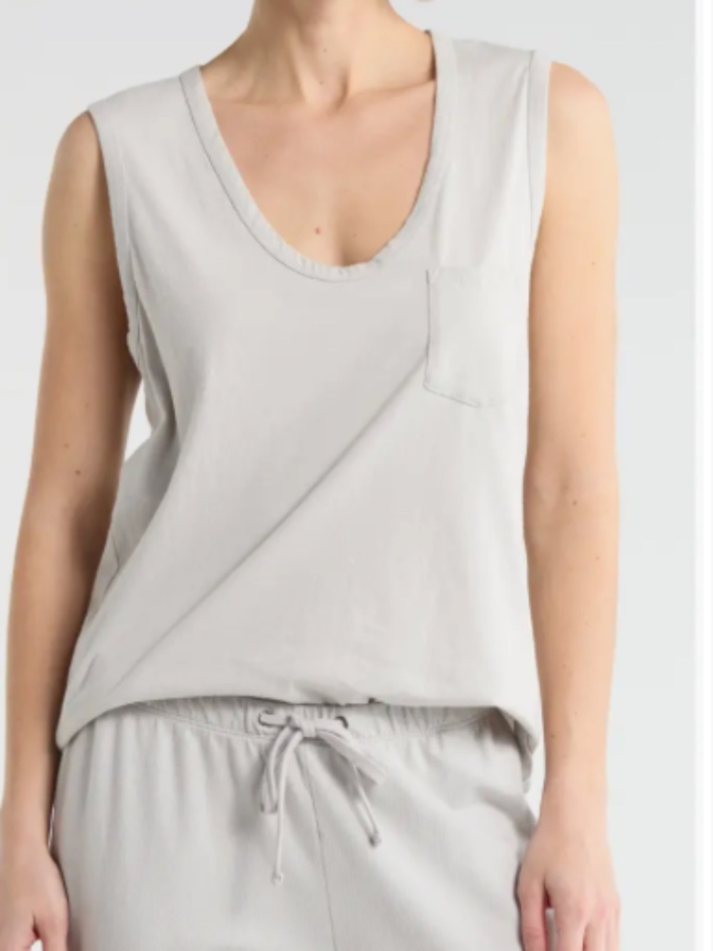 Standard James Perse 100% Cotton V Neck Tank Top Size: 2 - Picture 2 of 7